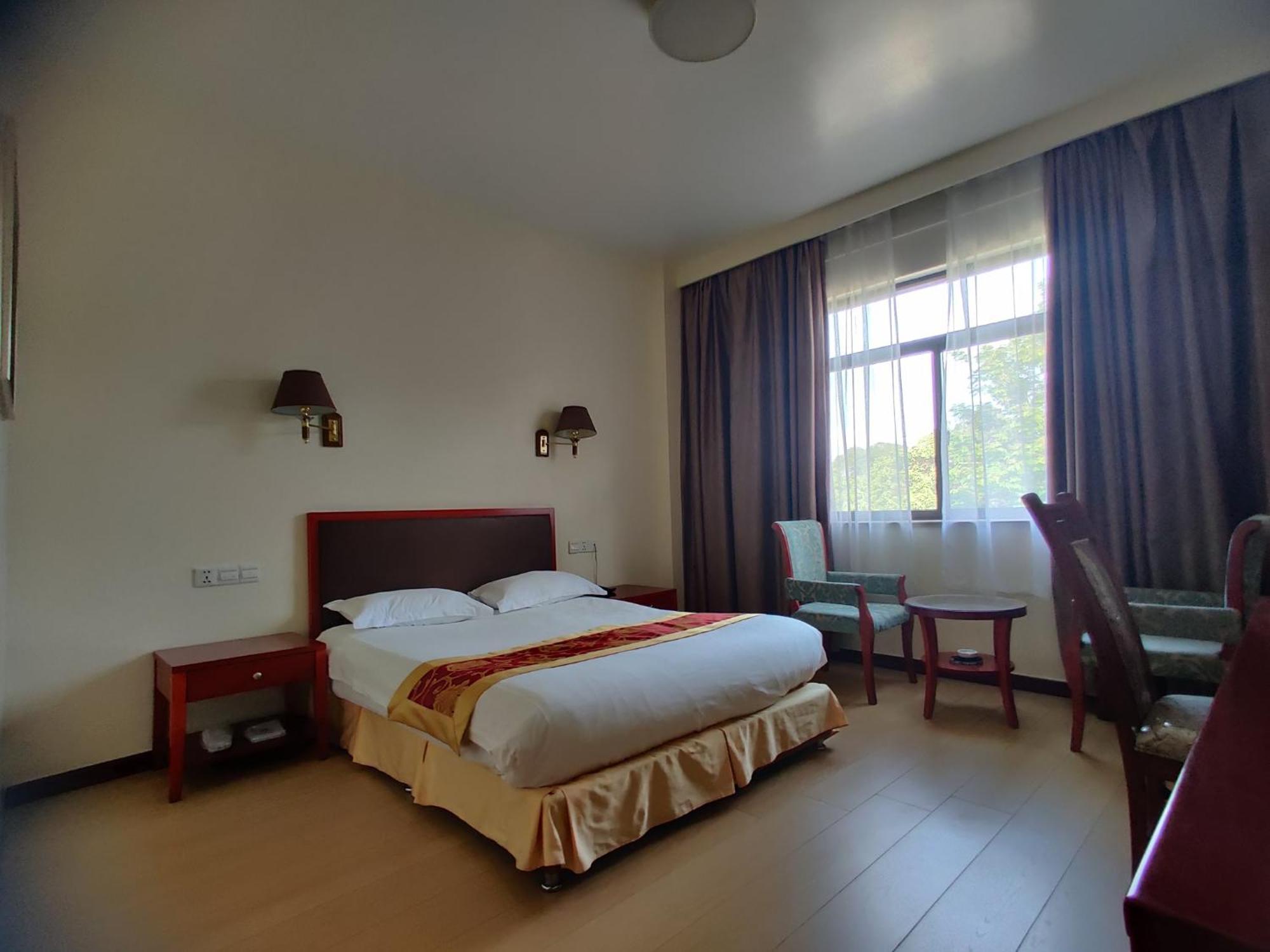 Soluxe Club International Hotel Nairobi Esterno foto
